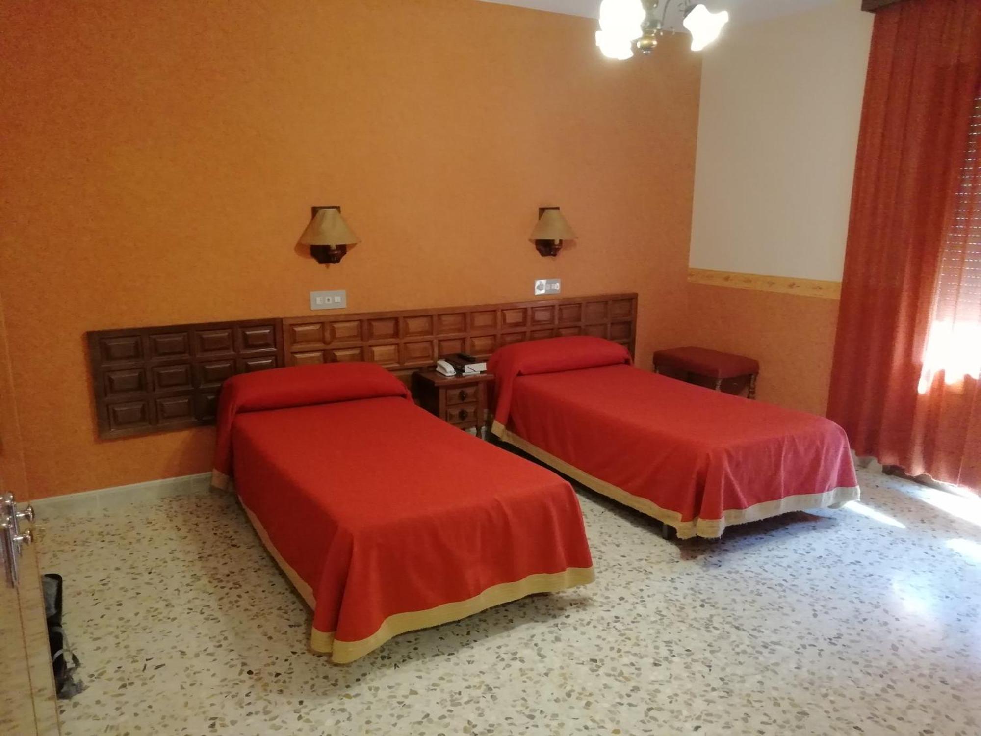 Hotel Latre Broto Εξωτερικό φωτογραφία
