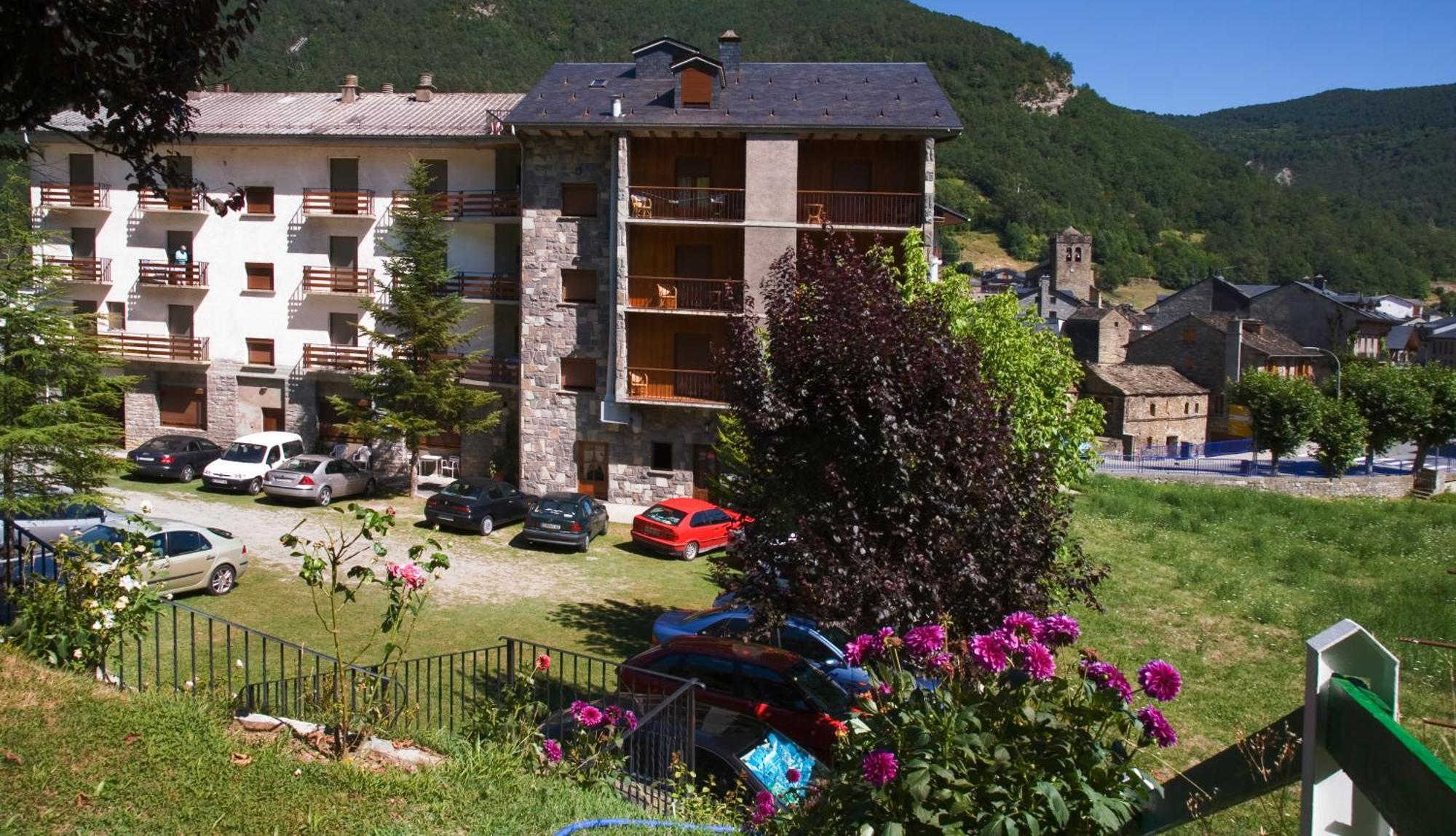 Hotel Latre Broto Εξωτερικό φωτογραφία