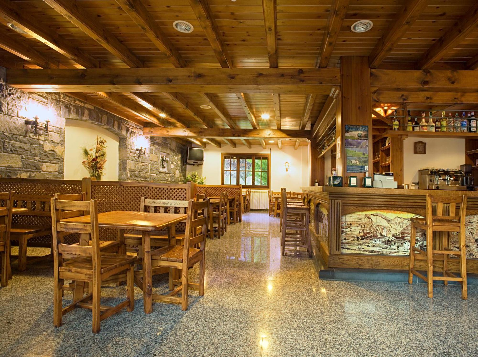 Hotel Latre Broto Εξωτερικό φωτογραφία